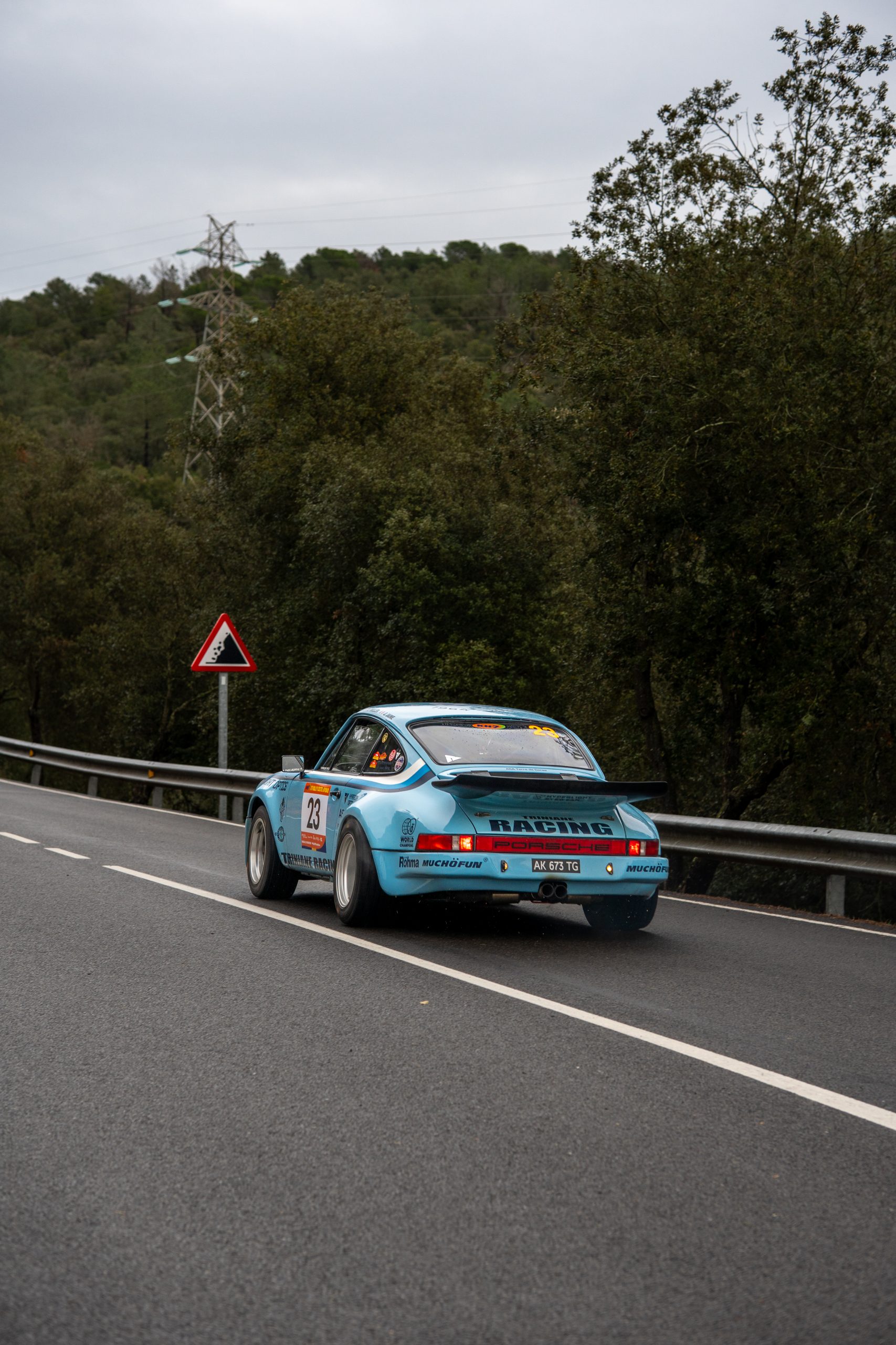 Porsche 911 3.0L RS sur les routes du Rallye Costa Brava 2025
